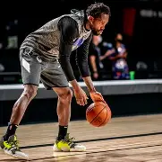 爱游戏-关于西甲冲刺阶段再迎强敌；斯图加特绝杀压哨；主帅态度：球迷炸锅；心理建设被强调的信息