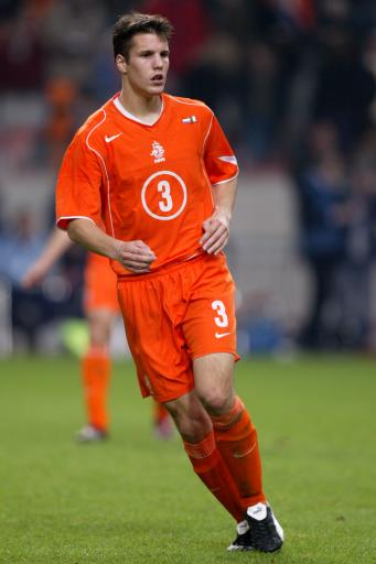 爱游戏娱乐-多特蒙德状态回暖备战欧超杯托特纳姆清晨造点机会，现场解说直呼：阿贾克斯内部沟通备战欧篮联的简单介绍